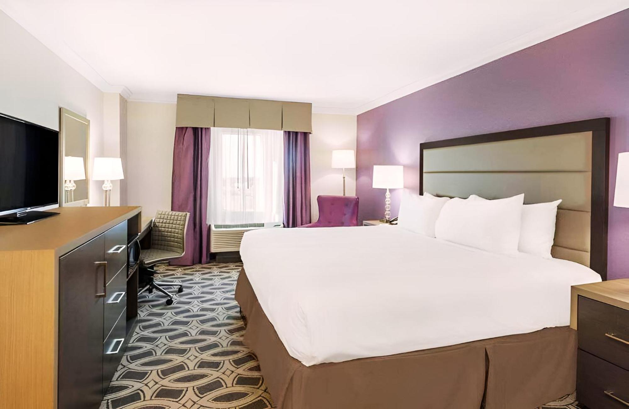 Hotel Express By Marriott 1-10 New Orleans