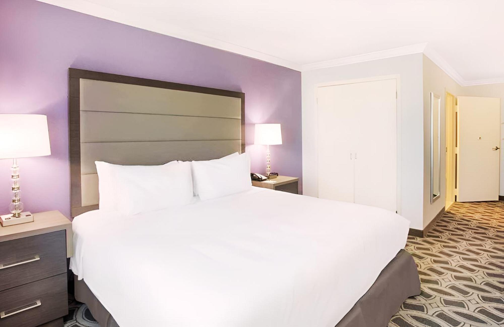 Express By Marriott 1-10 3*