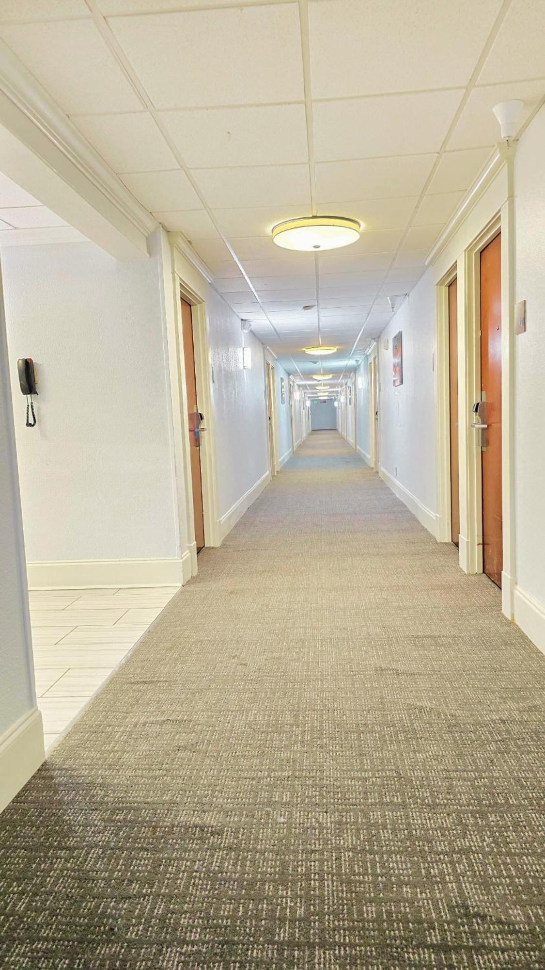 Hotel Express By Marriott 1-10
