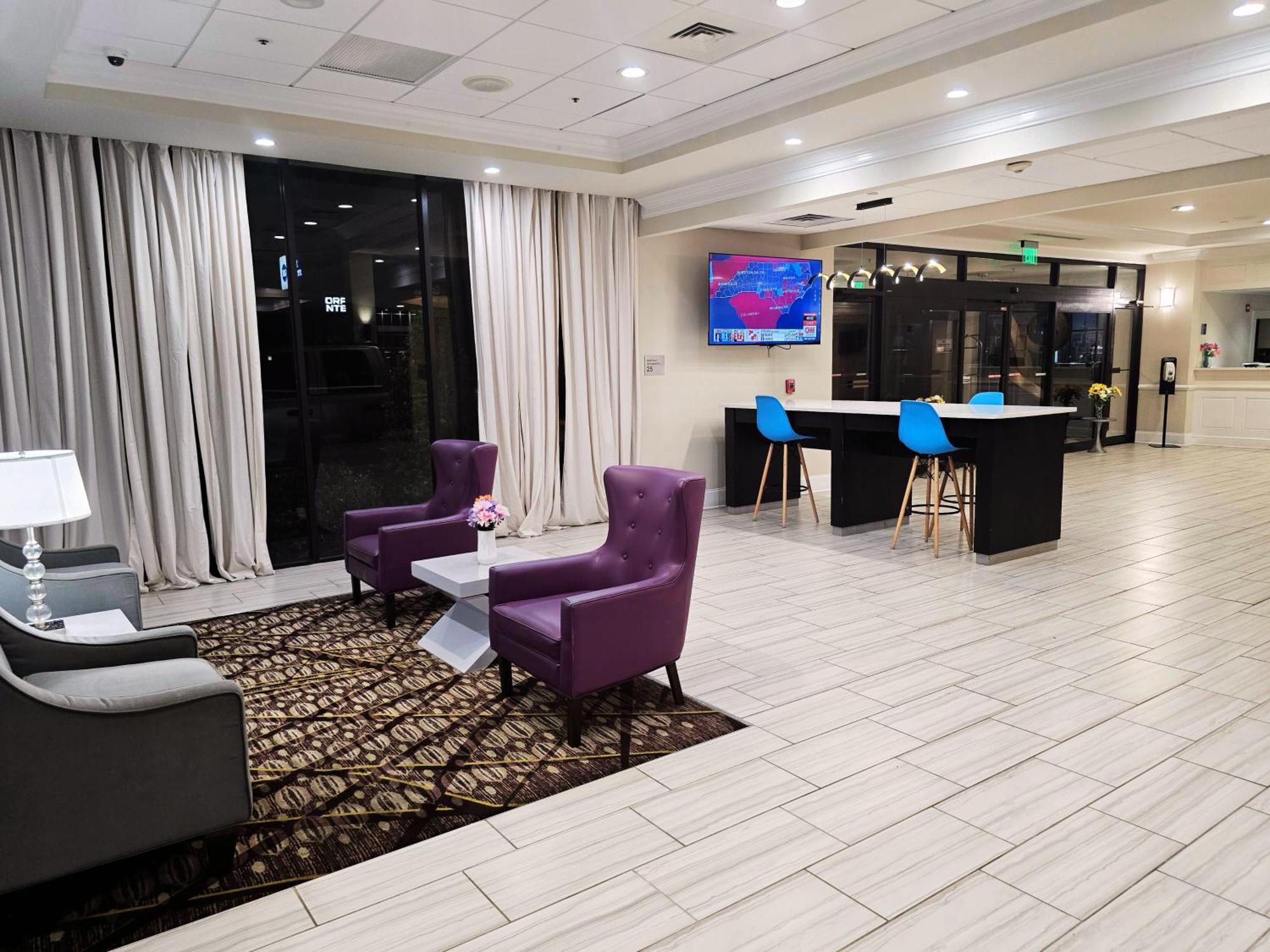 Hotel Express By Marriott 1-10 3*